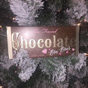 Too Faced shadow palette